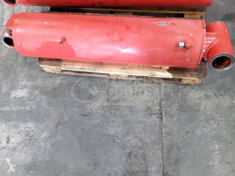 تجهيزات الآليات الثقيلة Fassi