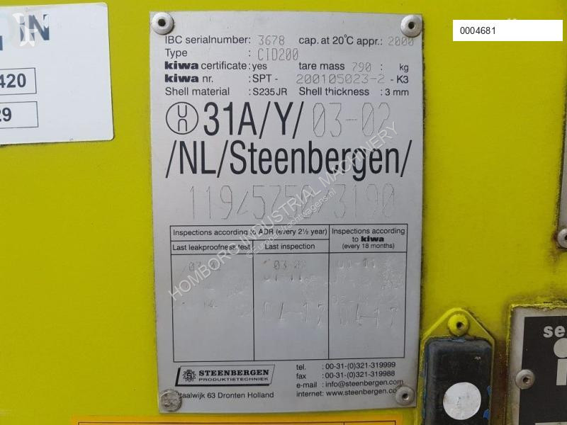 Uitrusting voor vrachtwagens  Dieseltank...