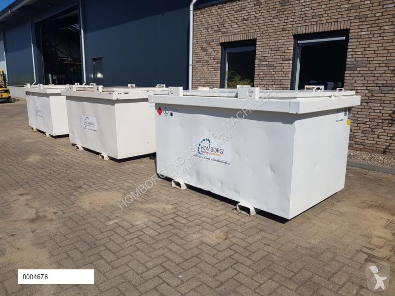 Uitrusting voor vrachtwagens  Dieseltank...