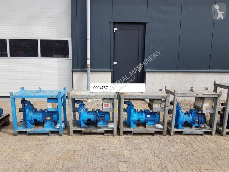 Uitrusting voor vrachtwagens  Waterpomp...