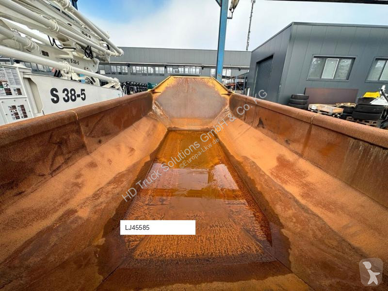 Uitrusting voor vrachtwagens  B 25 E Dumper...