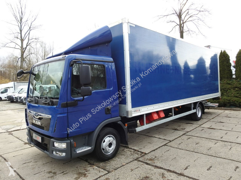 Attrezzature automezzi pesanti MAN 12.220