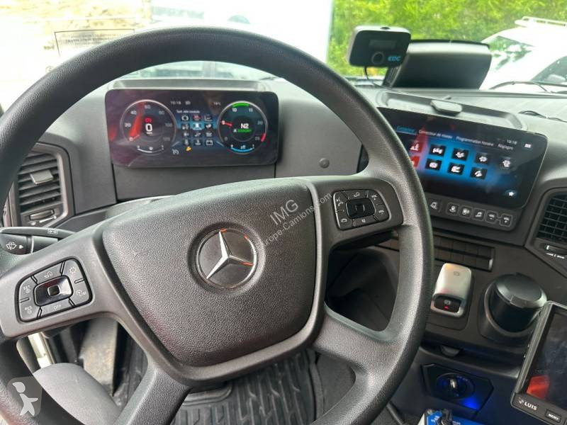 شاحنة Mercedes