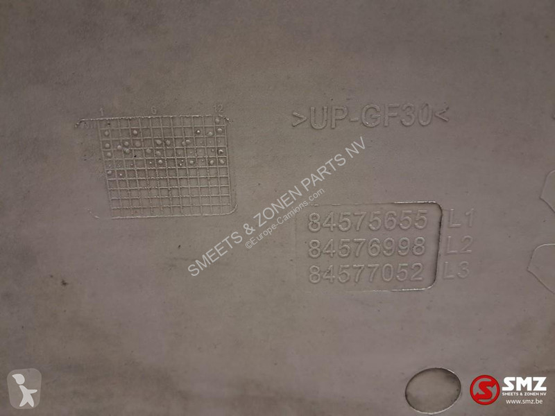 تجهيزات الآليات الثقيلة Renault Occ dakspoiler...