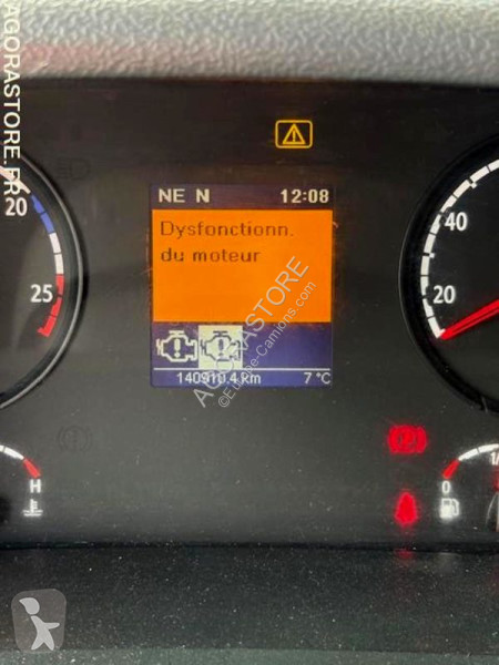 Vehículo de limpieza viaria Scania P280