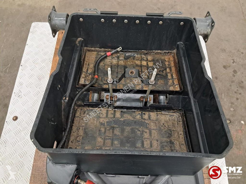 تجهيزات الآليات الثقيلة DAF Occ batterijbak DAF