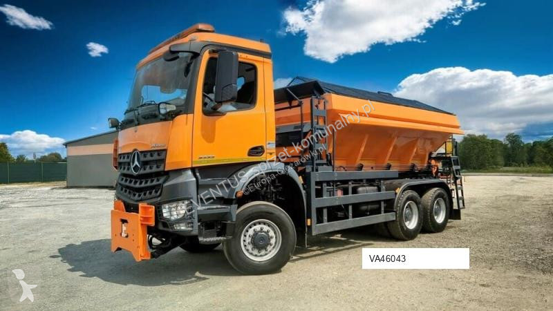 Mercedes 3333 Truck equipments