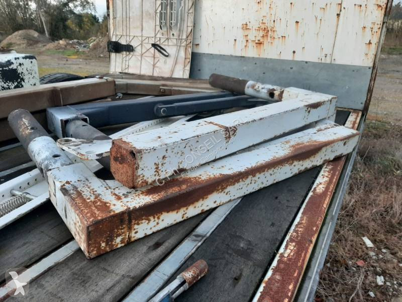 Attrezzature automezzi pesanti Schneider
