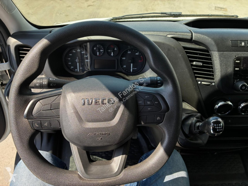 عربة نفعية Iveco  35C16 20m3
