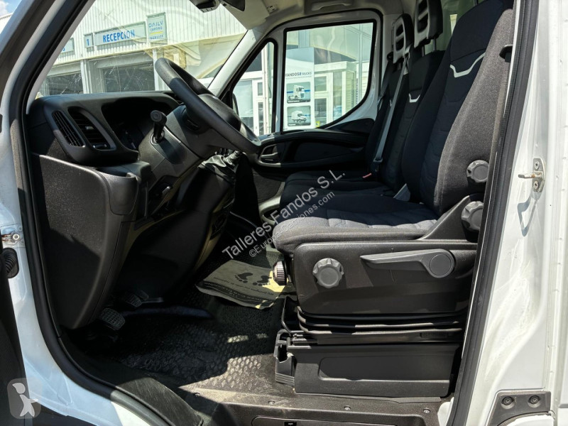 Furgoneta Iveco  35C16 20m3