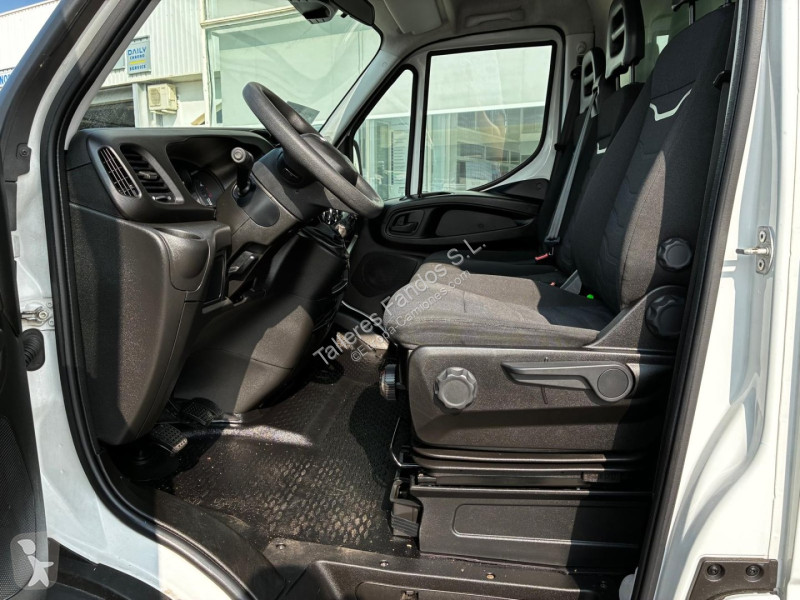 Furgoneta Iveco  35C16 20m3