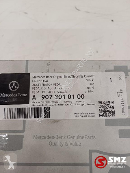Vybavení pro nákladní vozy  Gaspedaal Mercedes