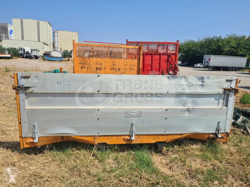 Оборудване за камиони  caja fija.
