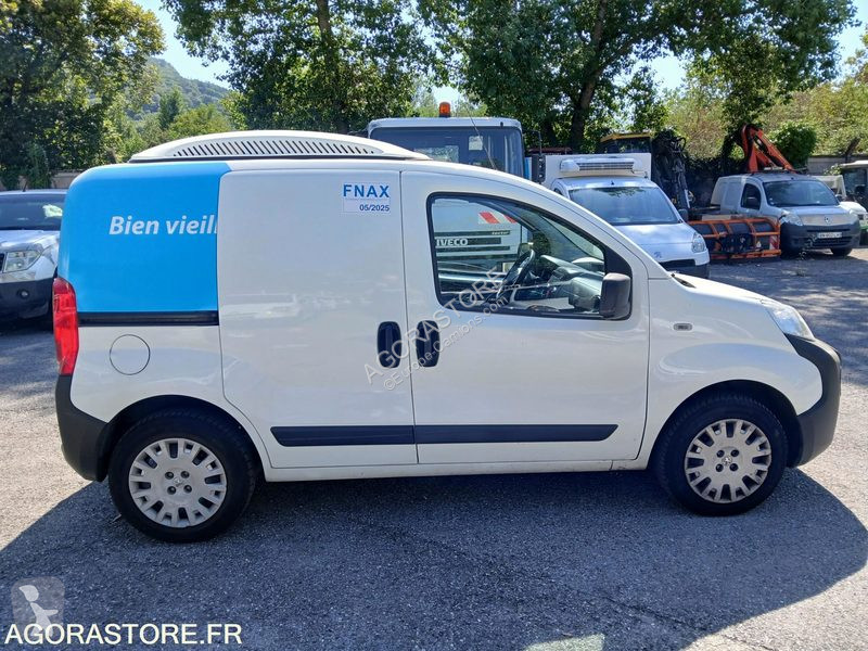 Véhicule utilitaire Peugeot