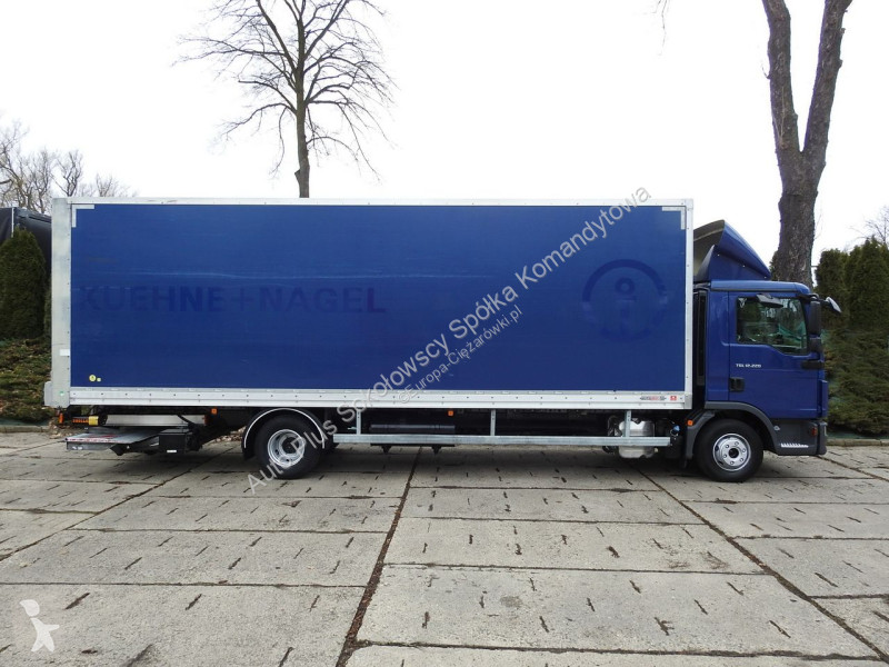 Attrezzature automezzi pesanti MAN 12.220