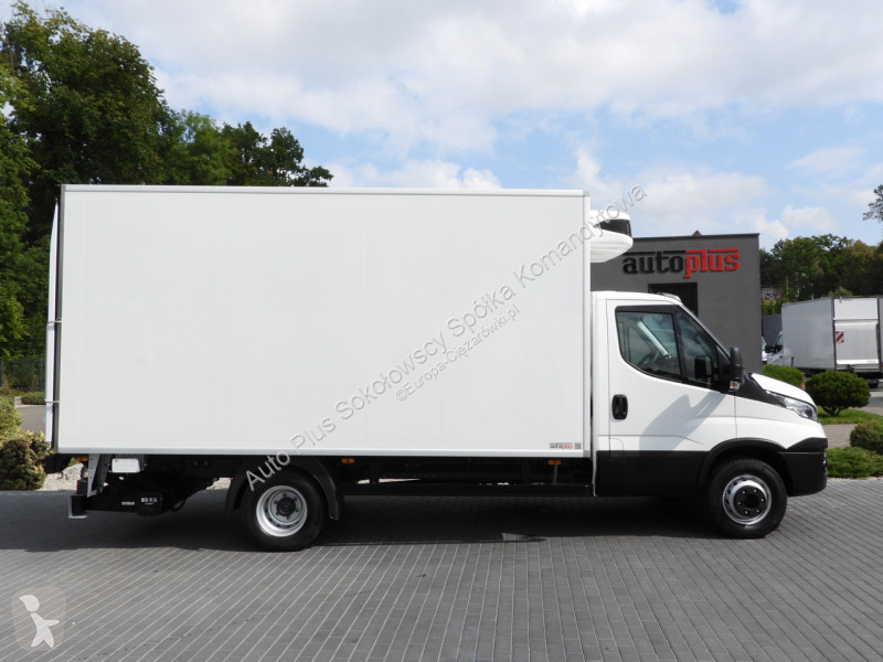Samochód dostawczy Iveco 70C17 DAILY
