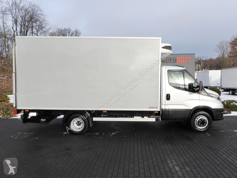 Samochód dostawczy Iveco 72C18 DAILY