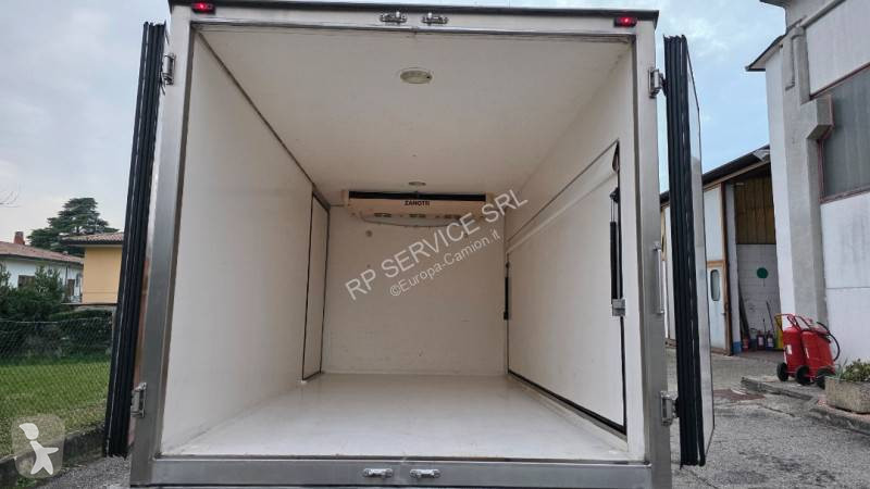 عربة نفعية Iveco