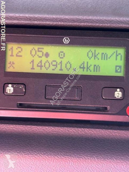 Vehículo de limpieza viaria Scania P280