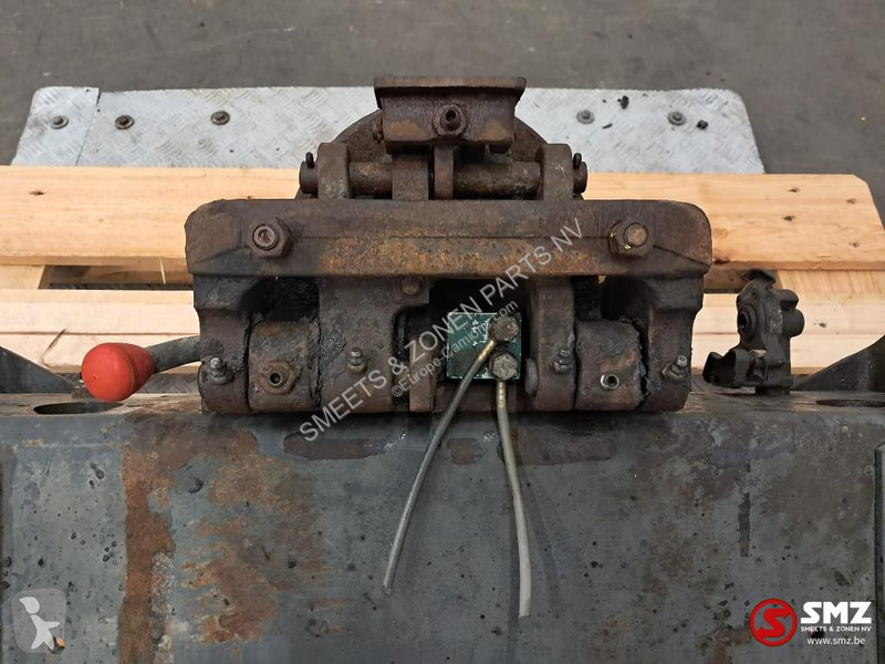 Vybavení pro nákladní vozy  Occ trekhaak MG...