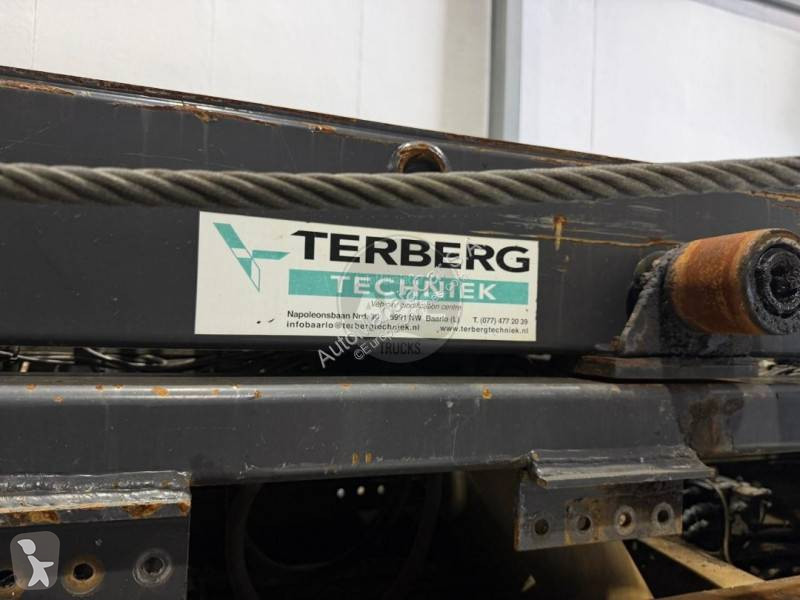 Uitrusting voor vrachtwagens VDL