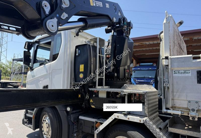Équipements PL Effer 305/6S
