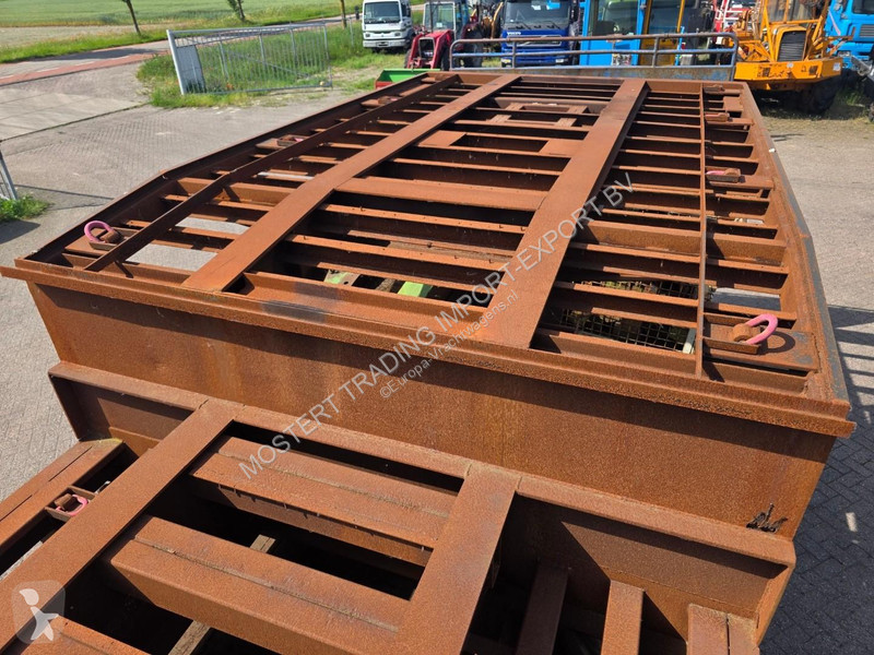 Low loader body 2-Axle Low Loader Chassis – Air...
