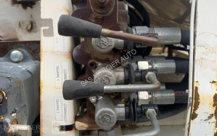 Repandeuse hydraulique d'emulsion de bitume -...