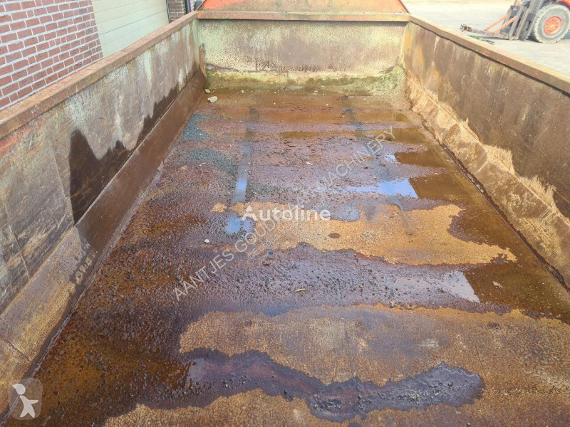 Uitrusting voor vrachtwagens  Haakarm container