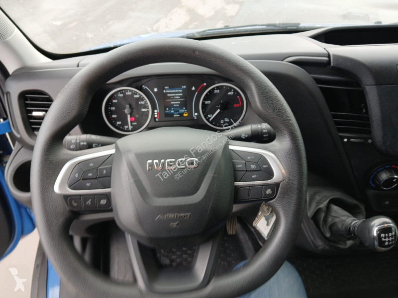 Équipements PL Iveco  35C16 20m3