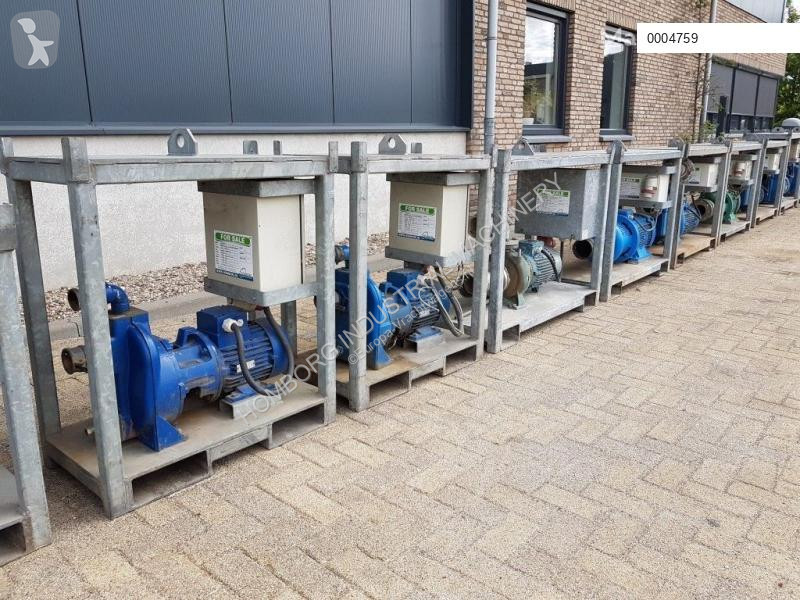 Uitrusting voor vrachtwagens  Waterpomp...
