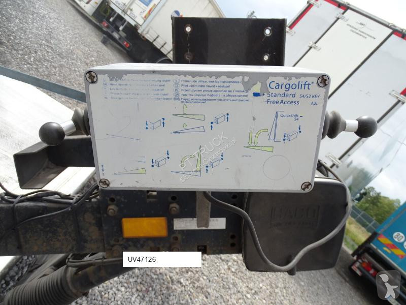Équipements PL Scania ampe de chargement...