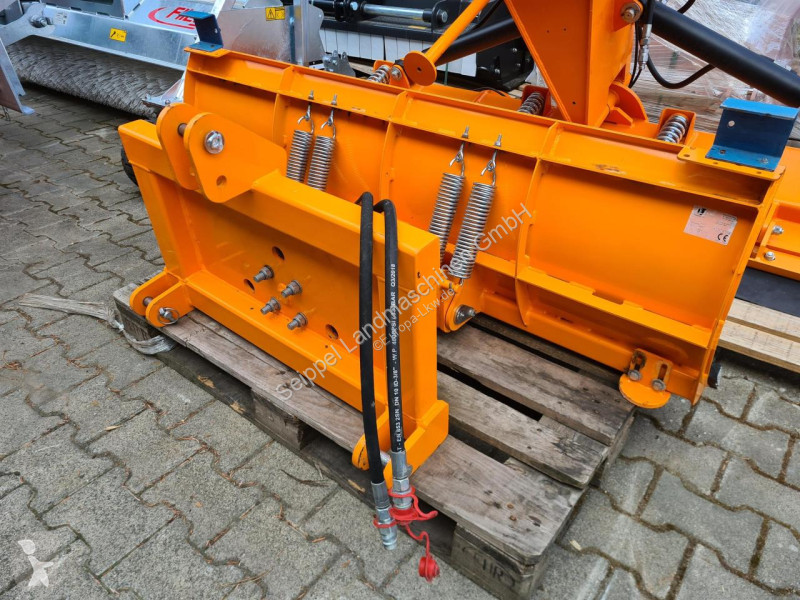 تجهيزات الآليات الثقيلة   CPK 150 FK Machinery