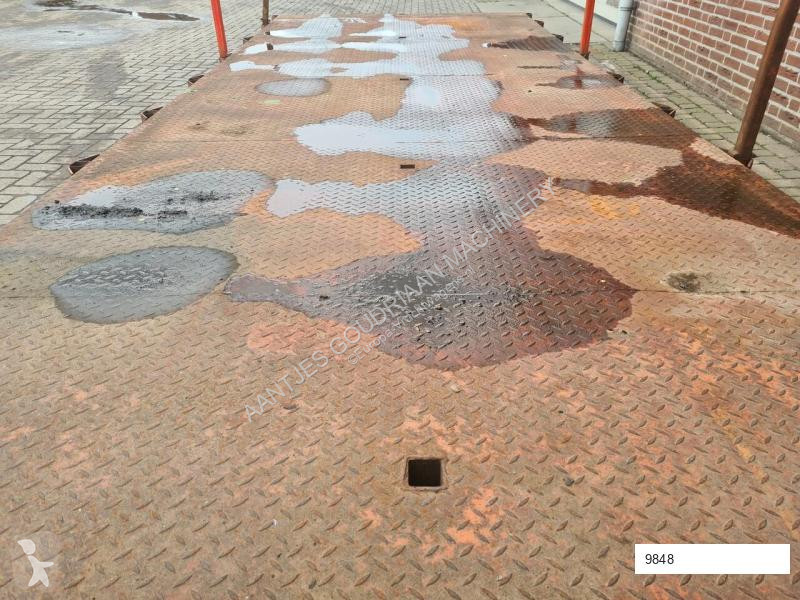 Uitrusting voor vrachtwagens  Container flat