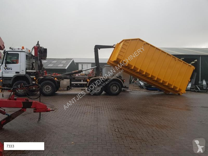 Uitrusting voor vrachtwagens  Conteneur à...