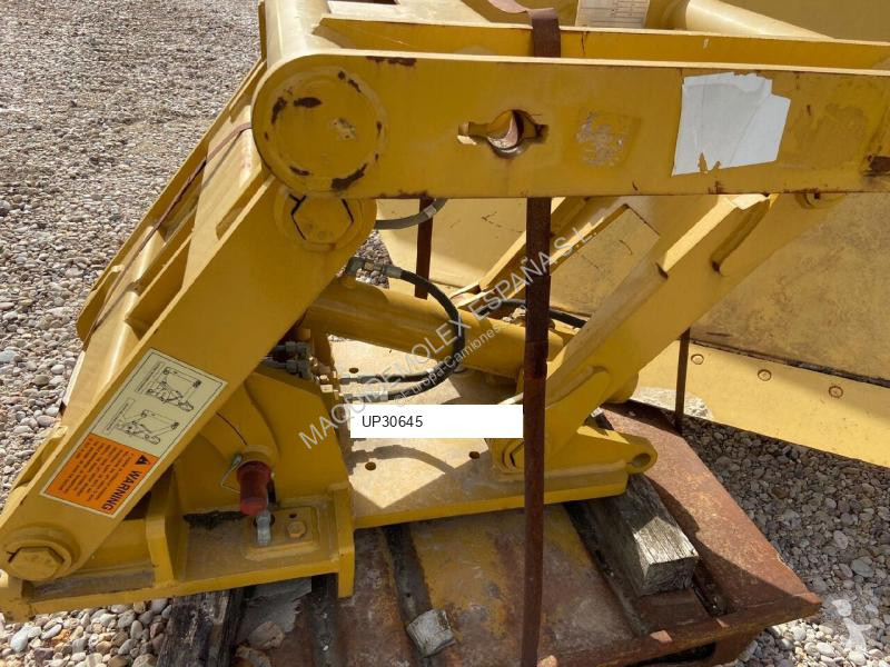 تجهيزات الآليات الثقيلة Caterpillar Implemento...