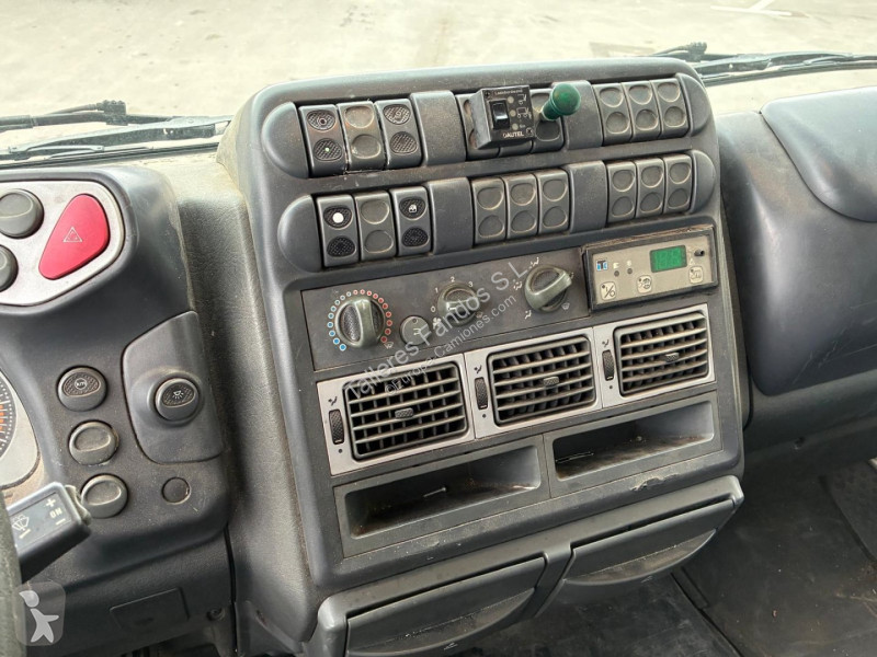 Equipamentos pesados Iveco ML 100 E18 P