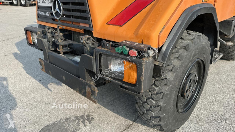 Attrezzature automezzi pesanti Mercedes UNIMOG U90
