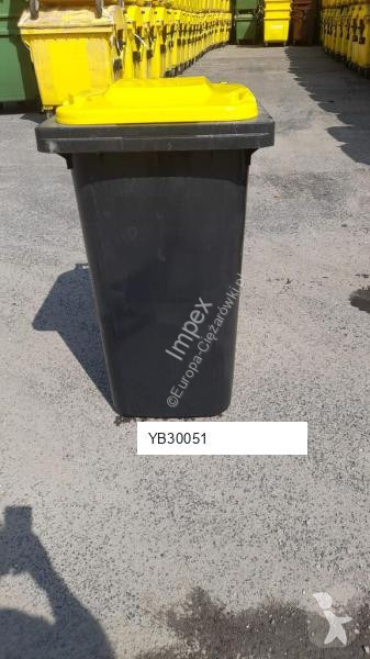 Uitrusting voor vrachtwagens  Garbage bins /...