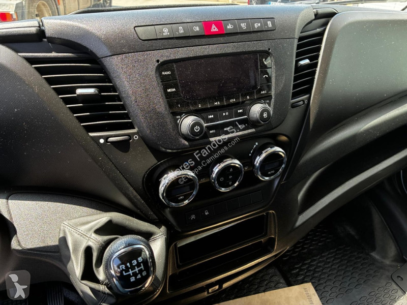 Furgoneta Iveco  35C16 20m3