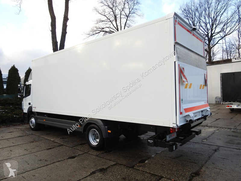 Оборудване за камиони Mercedes 12.24 ATEGO