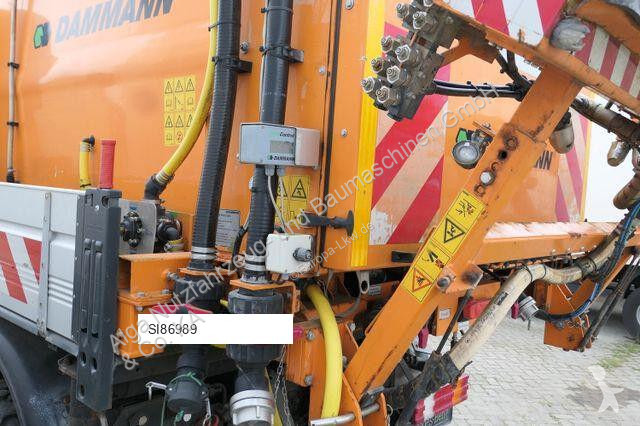 تجهيزات الآليات الثقيلة  Unimog 405/10....