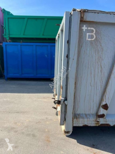 SCARRABILE USATO CON COPERCHIO Truck equipments