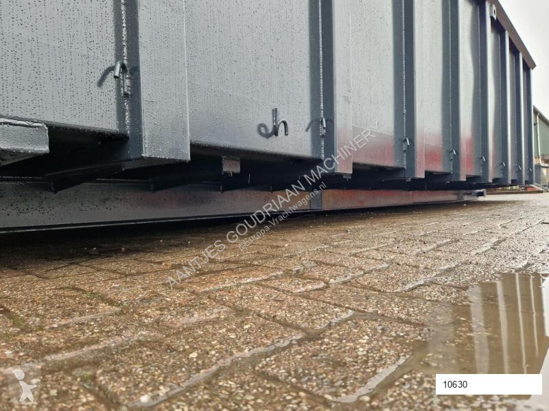 Uitrusting voor vrachtwagens  Haakarm container