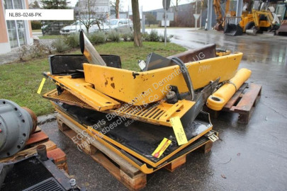 Belægning / frontgitter Liebherr