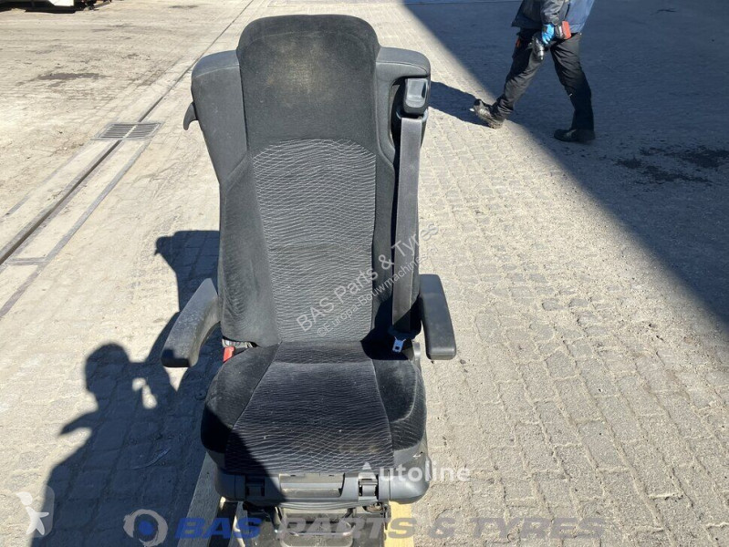 قطع غيار الأشغال العمومية Siège Mercedes...