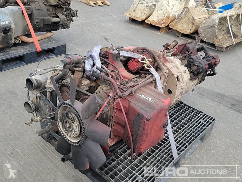 قطع غيار الأشغال العمومية Mercedes