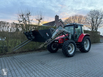 Tracteur agricole