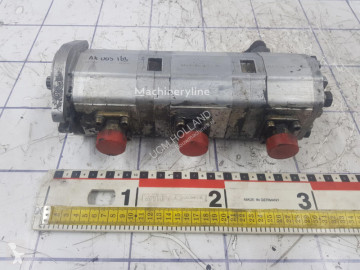 Reservedele til offentligt anlægsarbejde Sauer Pompe à engrenages Sundstrand 3 way gear pump TKP4-26 pour grue mobile