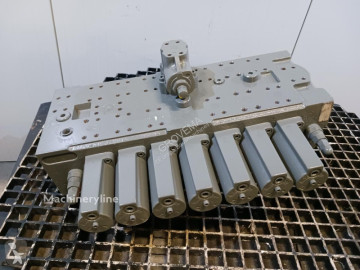 Hydraulický rozdeľovač Liebherr